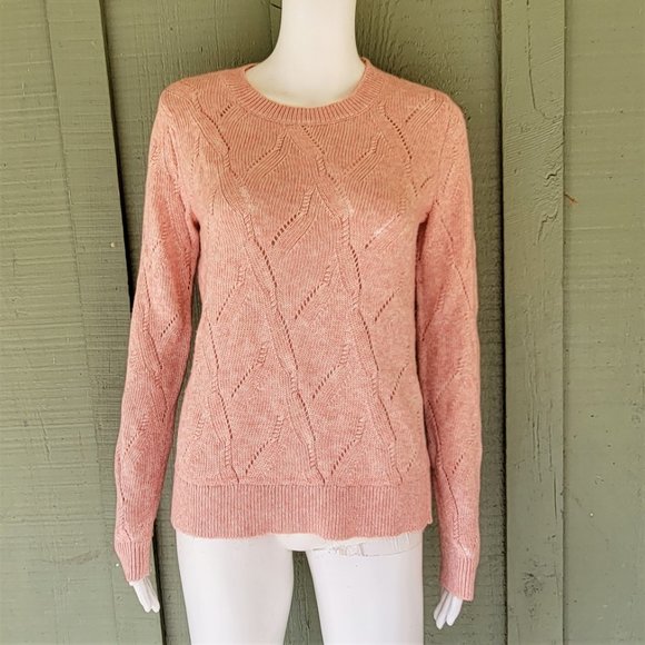 Ann Taylor LOFT Pink Knit Crew Sweater Medium - Picture 1 of 4